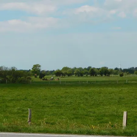 بيت ضيافة Landgasthof Immenstedt-kiel